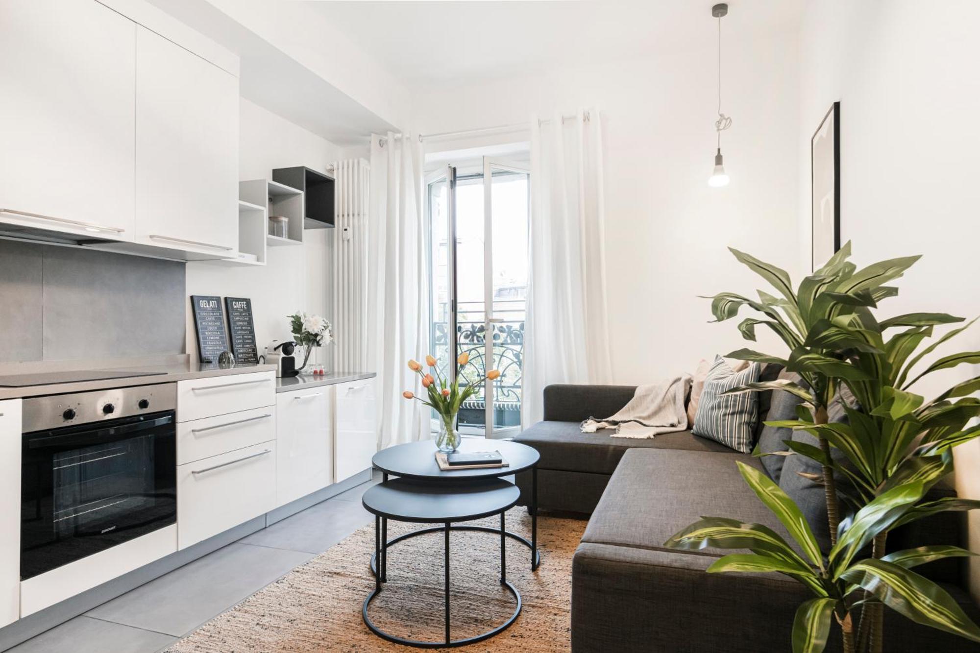 Beautiful Flat Fully Furnished In P.ta Romana Mailand